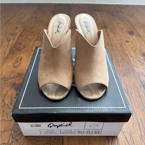 Tan suede open toe heel